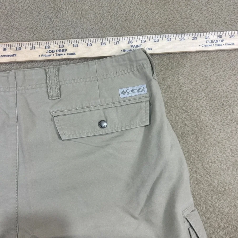 Columbia Sportswear Company Mens Cargo Shorts Khaki Size 38 11‎ Inch Inseam
